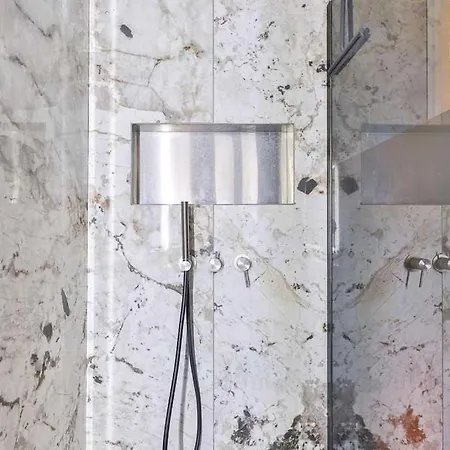 Apartment Beautiful Modern Passy 16eme